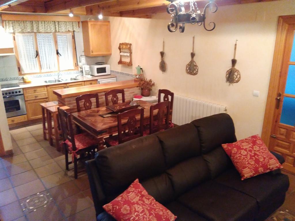 Casa Rural Marques De Cerralbo Santa Maria de Huerta Bagian luar foto